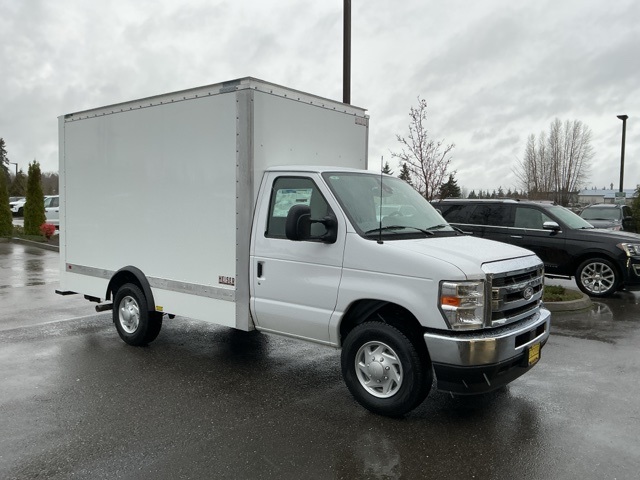 New 2026 Ford E-350 Cutaway - photo 3