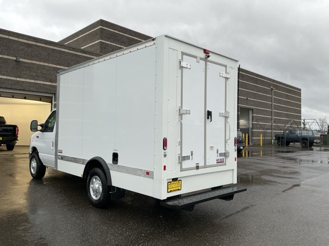 New 2026 Ford E-350 Cutaway - photo 6