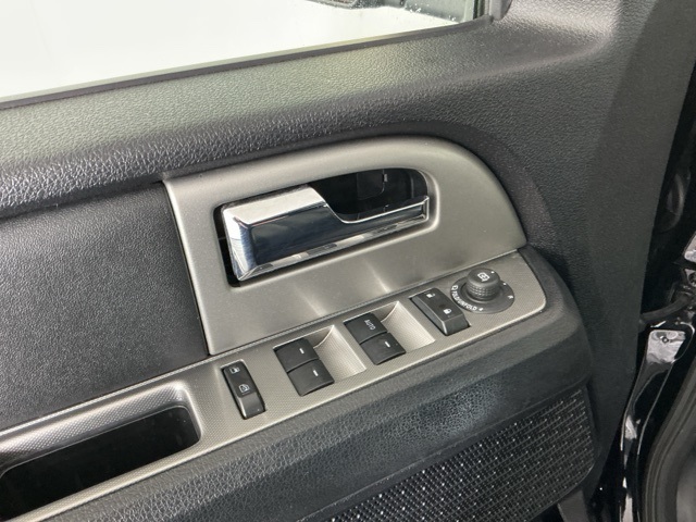 Used 2017 Ford Expedition Limited - photo 4