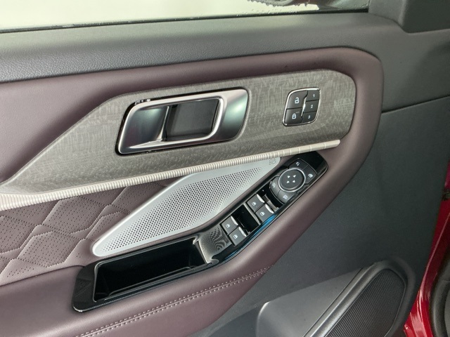 New 2026 Ford Explorer Platinum - photo 31
