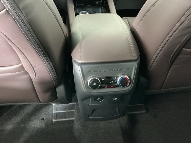 New 2026 Ford Explorer Platinum - photo 6