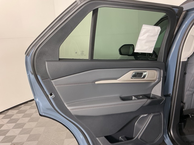 New 2026 Ford Explorer ACTIV - photo 4