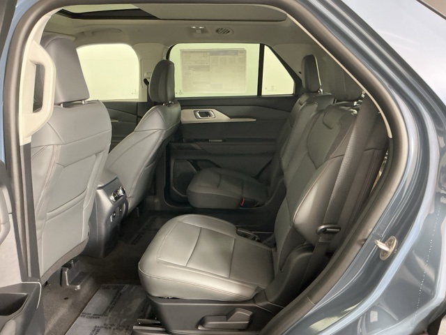 New 2026 Ford Explorer ACTIV - photo 5