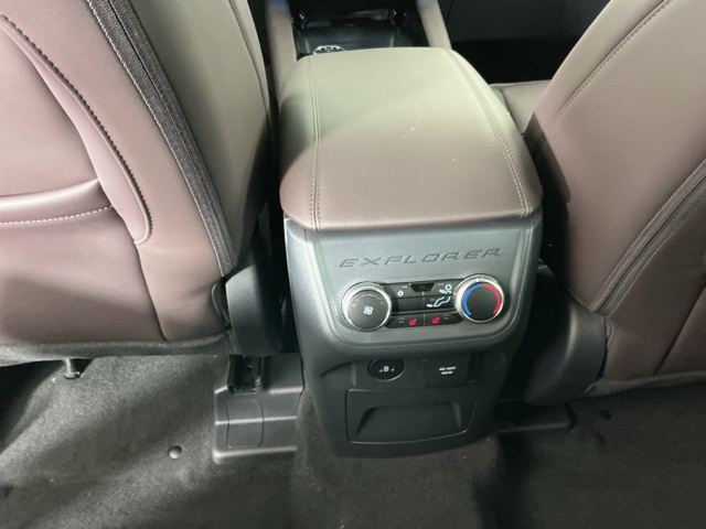 New 2026 Ford Explorer Platinum - photo 6