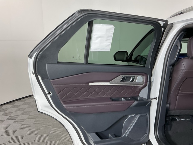 New 2026 Ford Explorer Platinum - photo 7