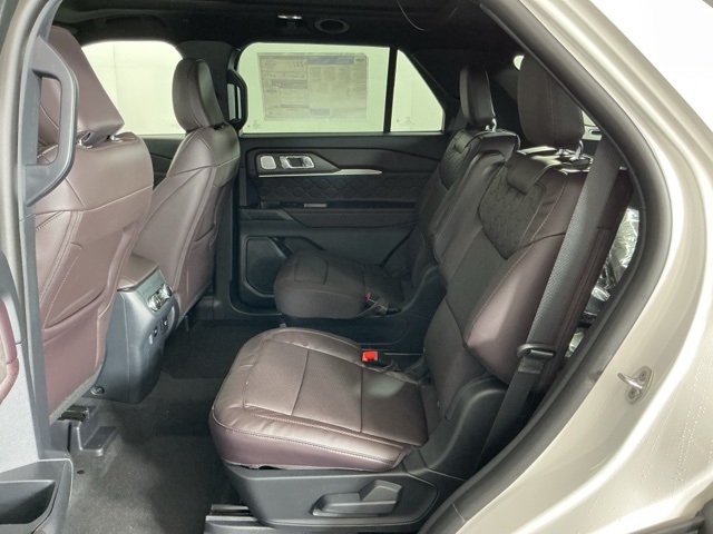 New 2026 Ford Explorer Platinum - photo 8