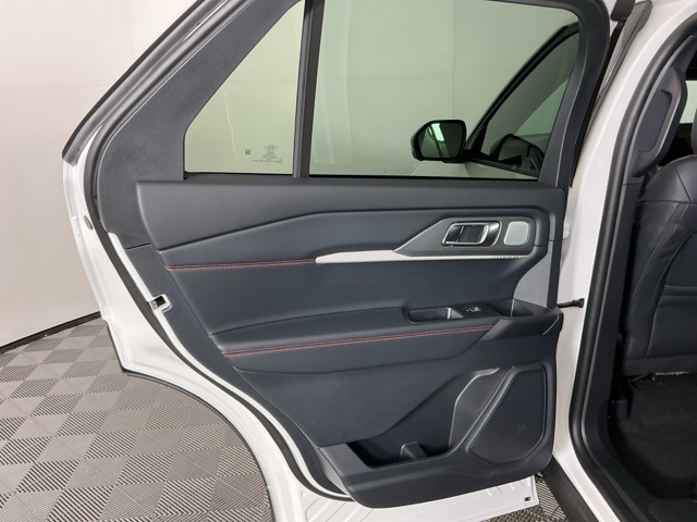 New 2026 Ford Explorer ST - photo 6