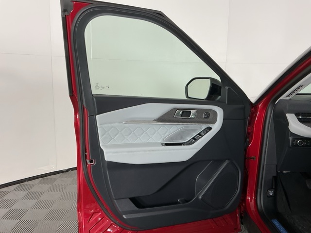 New 2026 Ford Explorer Platinum - photo 27