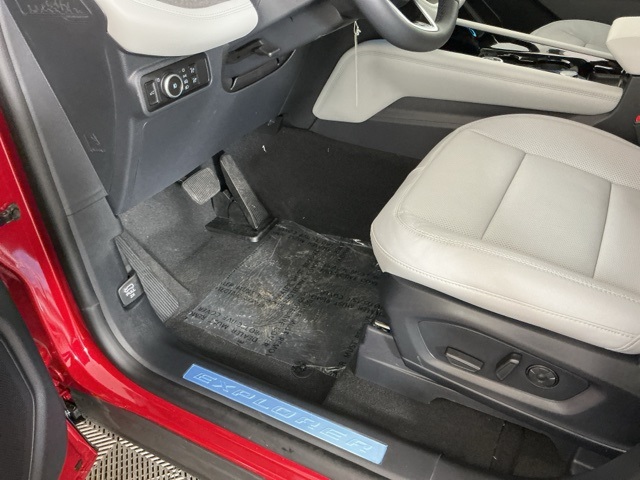 New 2026 Ford Explorer Platinum - photo 30