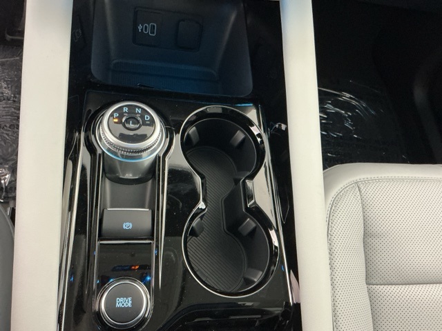 New 2026 Ford Explorer Platinum - photo 34
