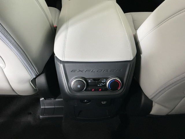 New 2026 Ford Explorer Platinum - photo 4