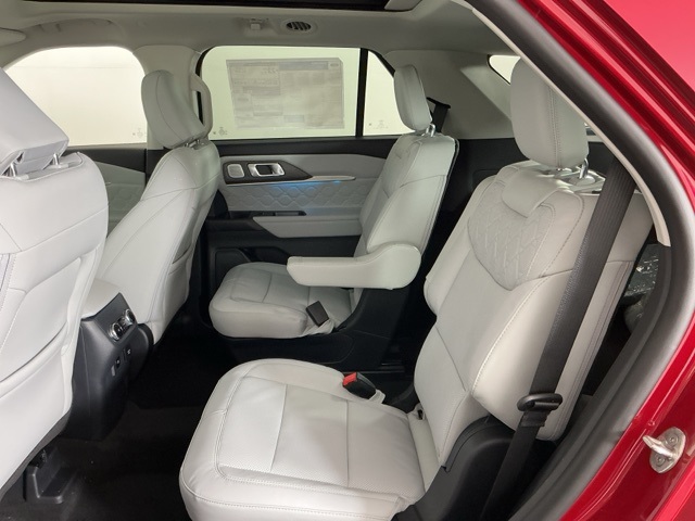 New 2026 Ford Explorer Platinum - photo 6