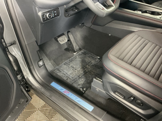 New 2026 Ford Explorer ST-Line - photo 32