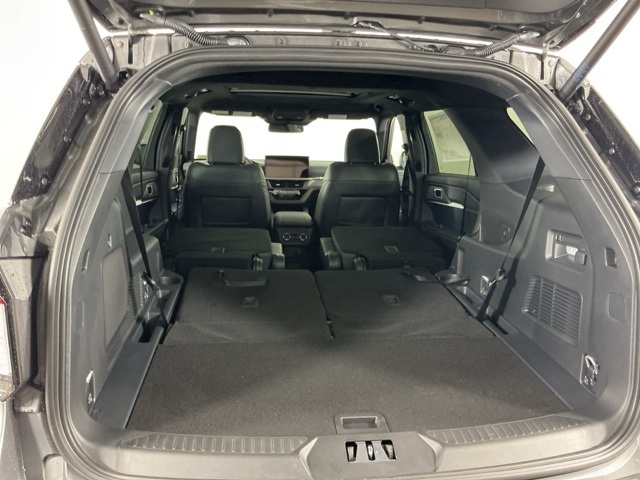 New 2026 Ford Explorer ST-Line - photo 11