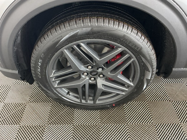 New 2026 Ford Explorer ST-Line - photo 13
