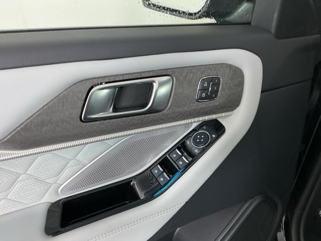 New 2026 Ford Explorer Platinum - photo 31