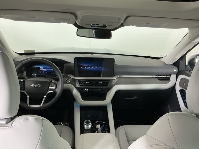 New 2026 Ford Explorer Platinum - photo 5