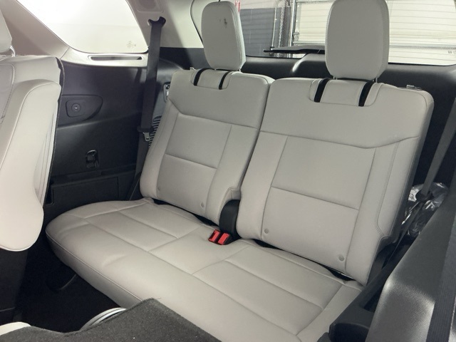 New 2026 Ford Explorer Platinum - photo 9