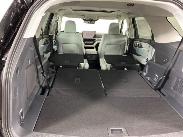 New 2026 Ford Explorer Platinum - photo 12