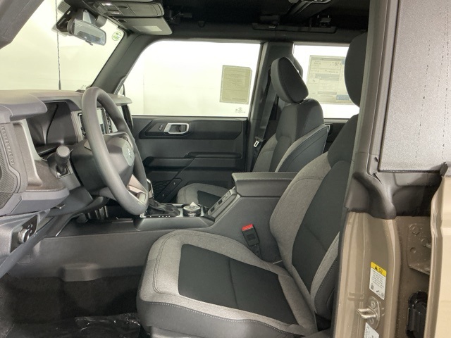 New 2025 Ford Bronco Base - photo 6
