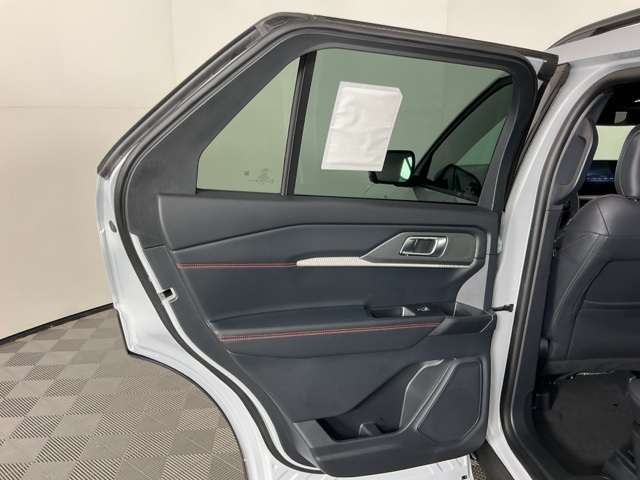 New 2026 Ford Explorer ST-Line - photo 7
