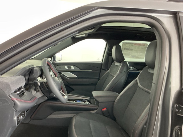 New 2026 Ford Explorer ST - photo 32