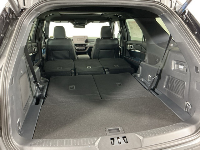 New 2026 Ford Explorer ST - photo 12