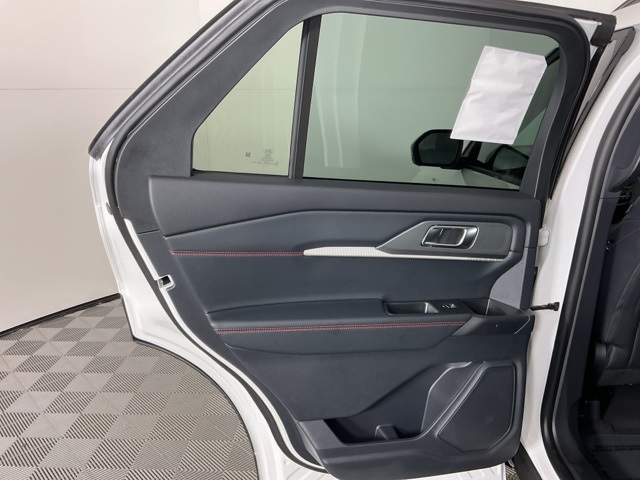 New 2026 Ford Explorer ST-Line - photo 6