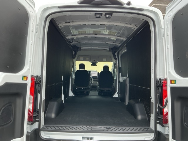 New 2026 Ford Transit 250 Medium Roof Empty Cargo Van - photo 27