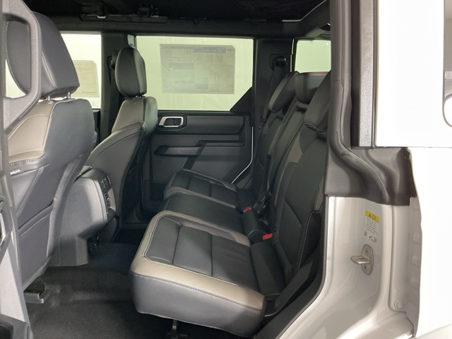 New 2025 Ford Bronco Outer Banks - photo 4