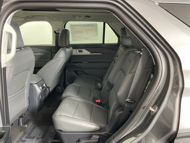 New 2026 Ford Explorer ACTIV - photo 4