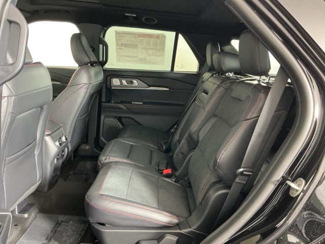 New 2026 Ford Explorer ST - photo 7