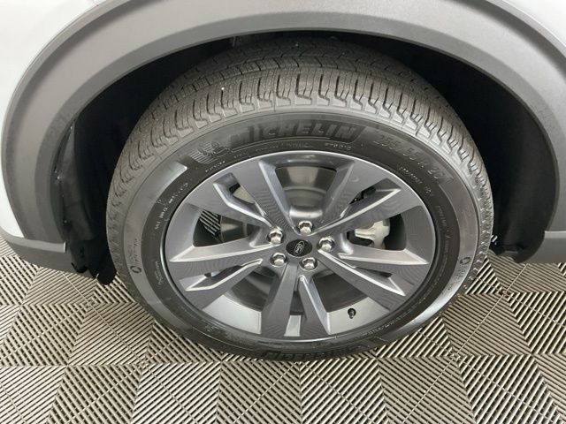 New 2026 Ford Explorer ACTIV - photo 11
