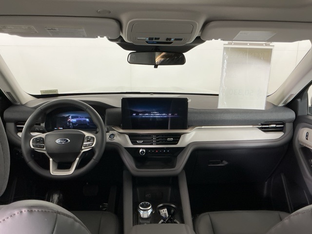 New 2026 Ford Explorer - photo 2