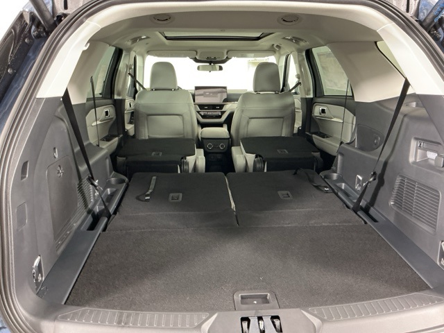 New 2026 Ford Explorer ACTIV - photo 8