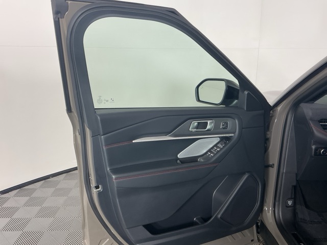 New 2026 Ford Explorer ST - photo 28