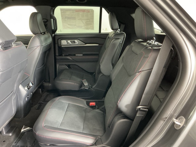 New 2026 Ford Explorer ST - photo 7