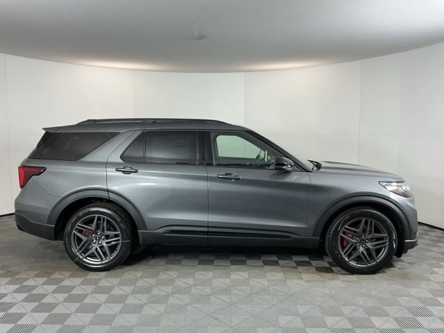 New 2026 Ford Explorer ST - photo 18