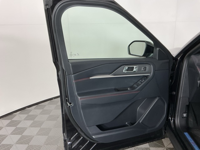 New 2026 Ford Explorer ST-Line - photo 30