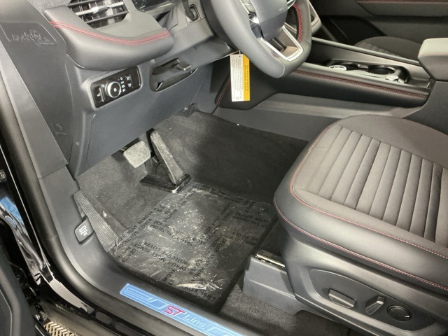 New 2026 Ford Explorer ST-Line - photo 31