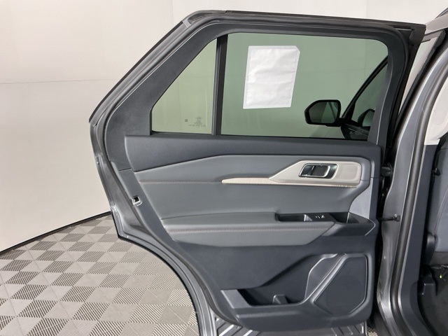 New 2026 Ford Explorer ACTIV - photo 3