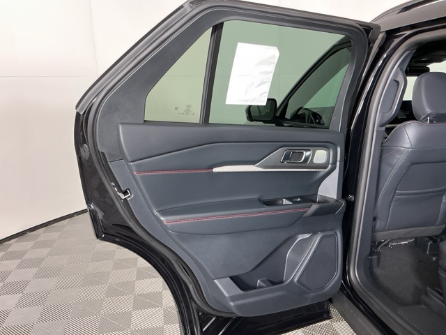 New 2026 Ford Explorer ST - photo 9