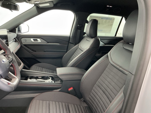 New 2026 Ford Explorer ST-Line - photo 31