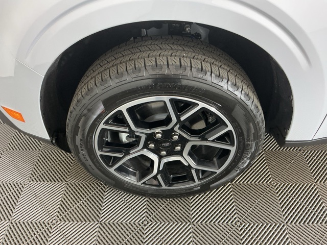 New 2026 Ford Maverick Lariat SuperCrew Cab - photo 23