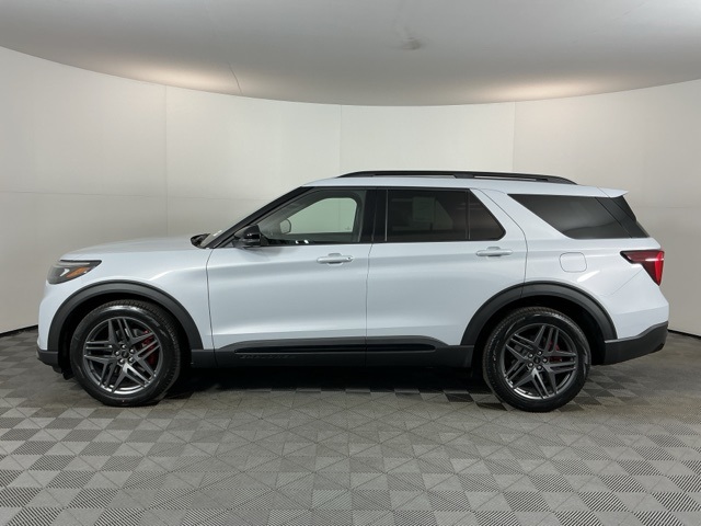 New 2026 Ford Explorer ST - photo 21