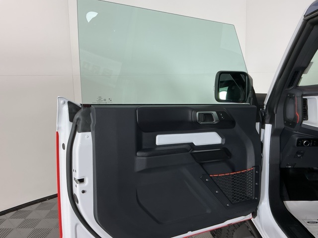 Used 2025 Ford Bronco - photo 14