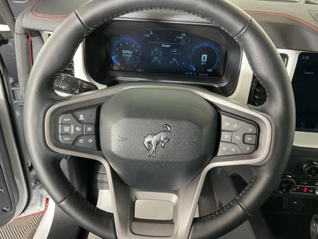Used 2025 Ford Bronco - photo 18