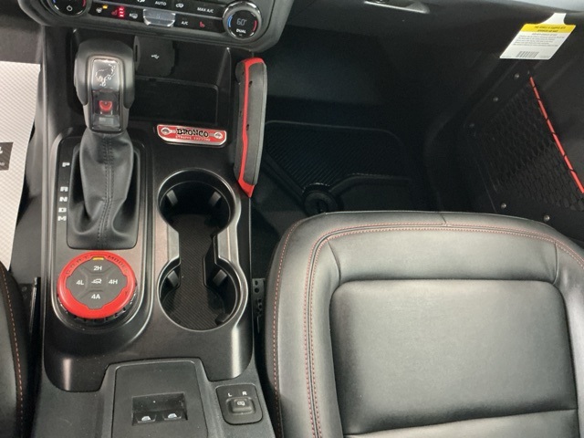 Used 2025 Ford Bronco - photo 21