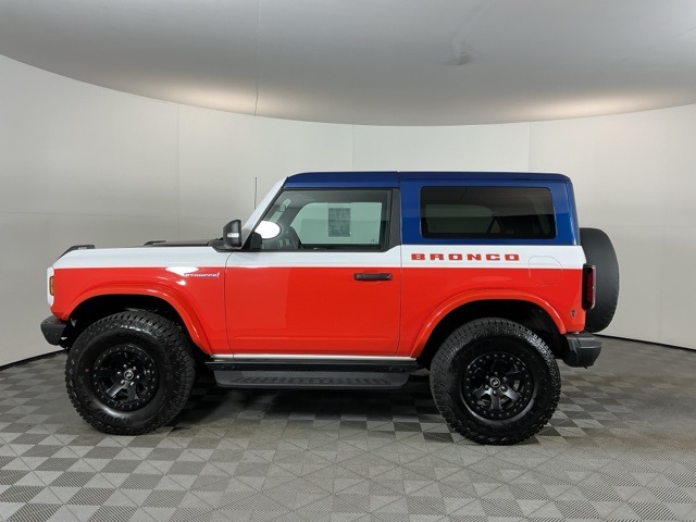 Used 2025 Ford Bronco - photo 8