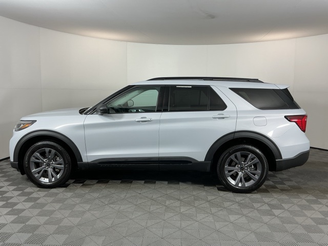 Used 2026 Ford Explorer ACTIV - photo 8